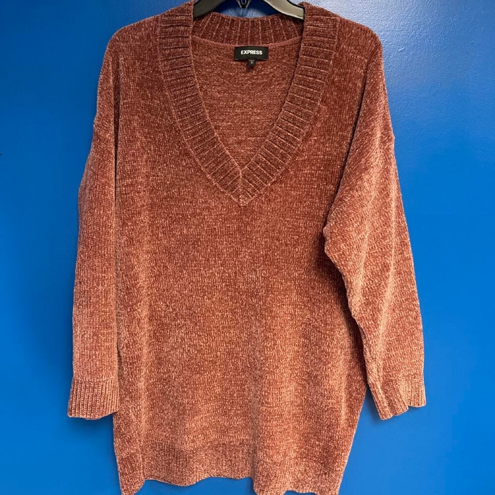 Express brown & burgundy sweater #express #cozy